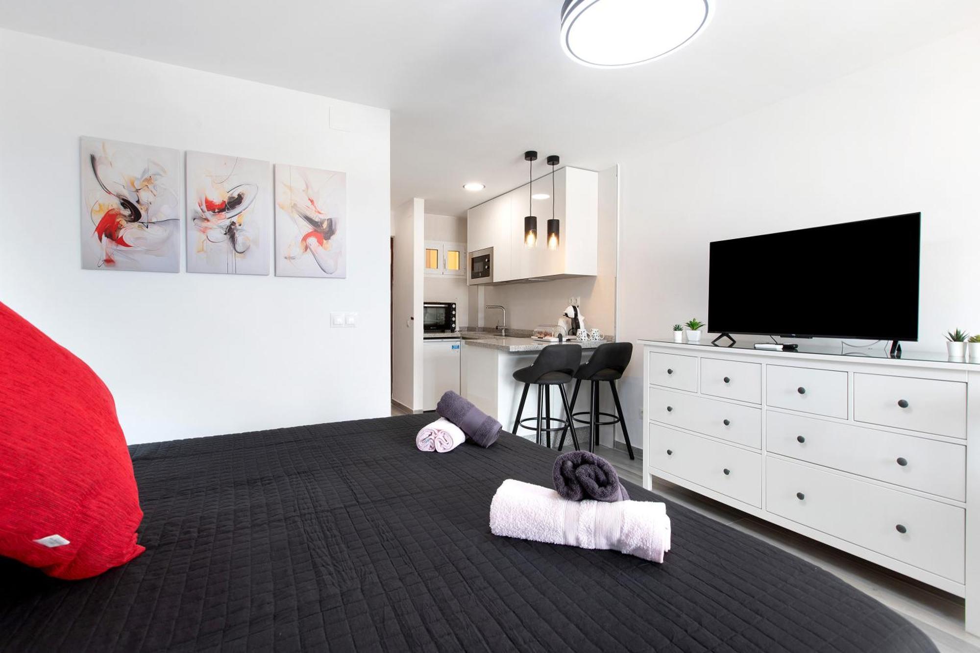 Apartamento Agata 2024 ベナルマデナ エクステリア 写真